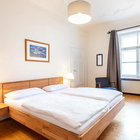 Goldenes Schiff Pasov